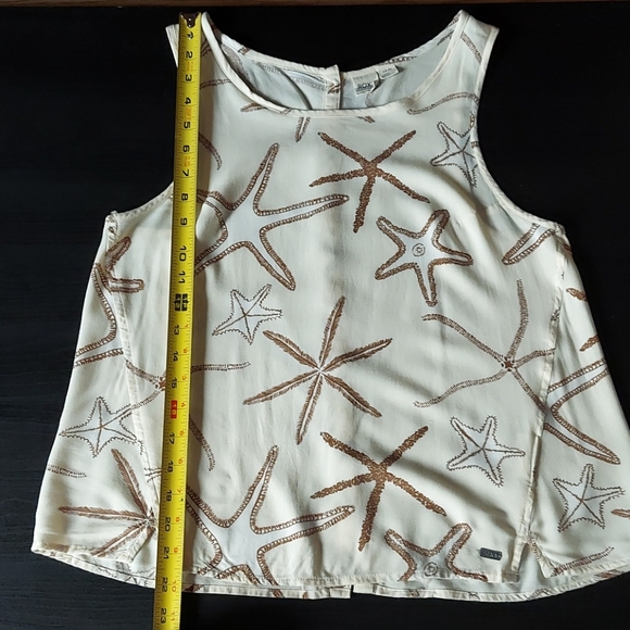 Roxy - Picture 9 of 11